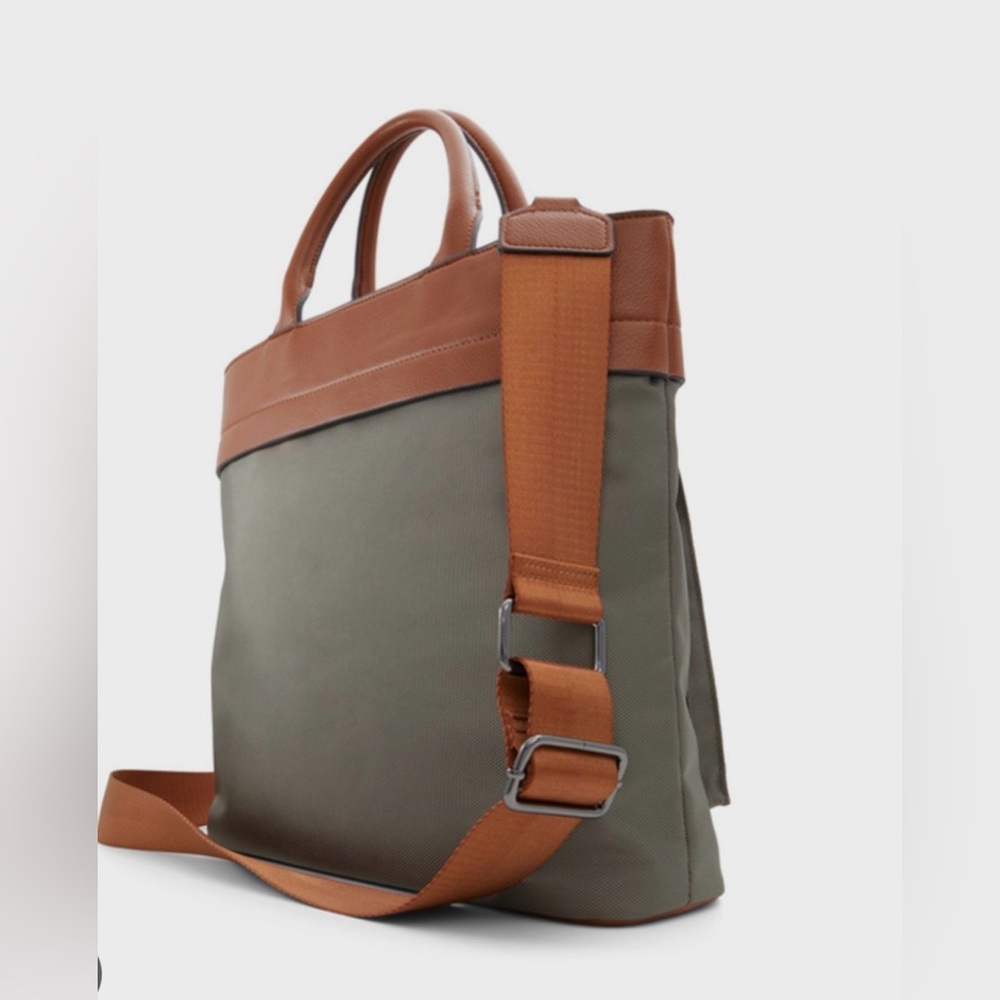 Call It Spring Elon Color Block Tote Bag - Picture 5 of 6